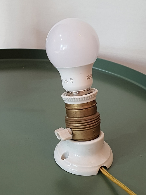 (2p입고) 앤틱 포셀린 램프 (사선으로 구부러진 쉐입) - 화이트스위치 - 1p품절