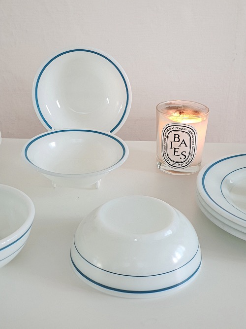 (2p입고) Vintage Corning White Milk Glass Blue Band Cereal or Salad Bowls
